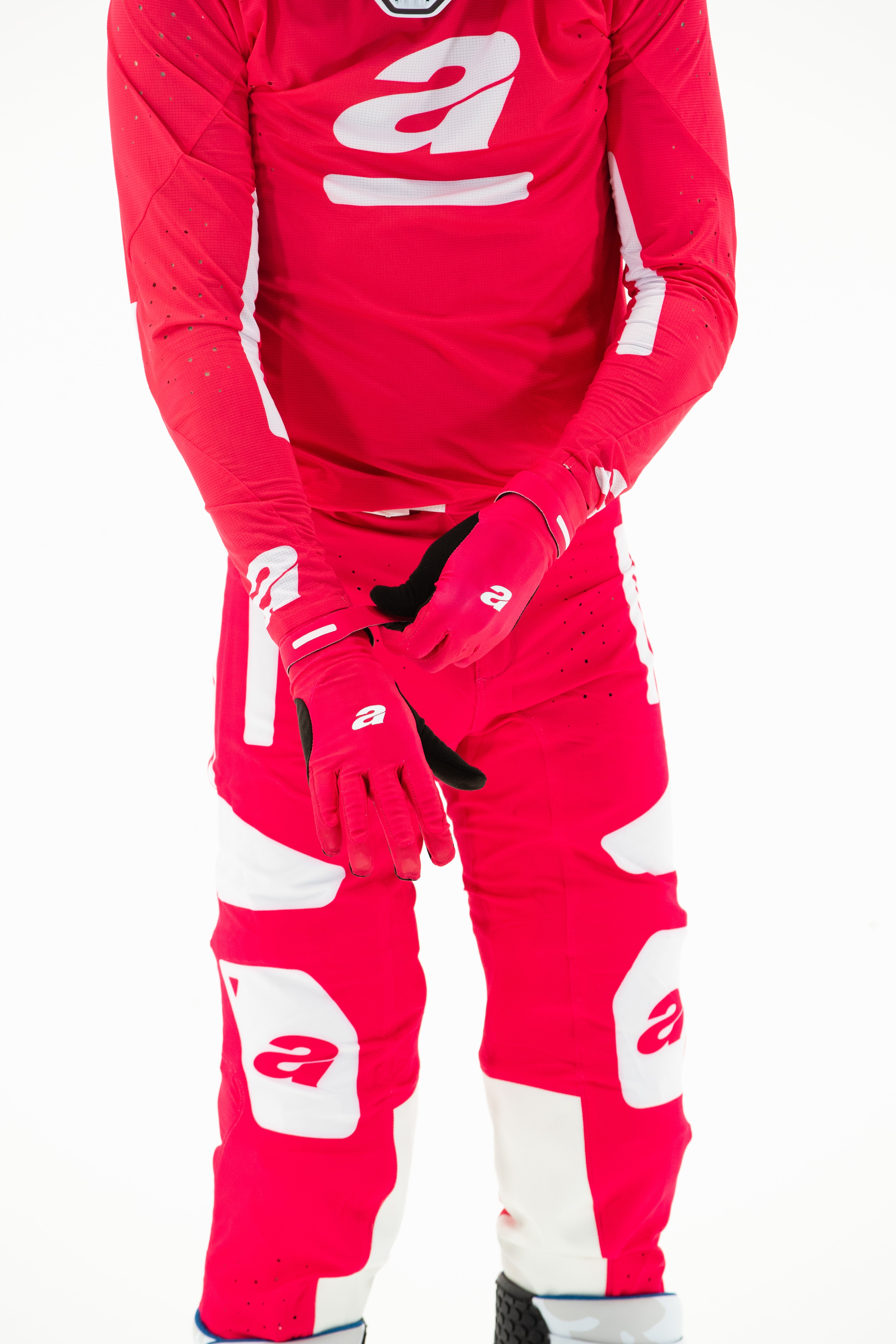 2025.1 Infrared Red Glove