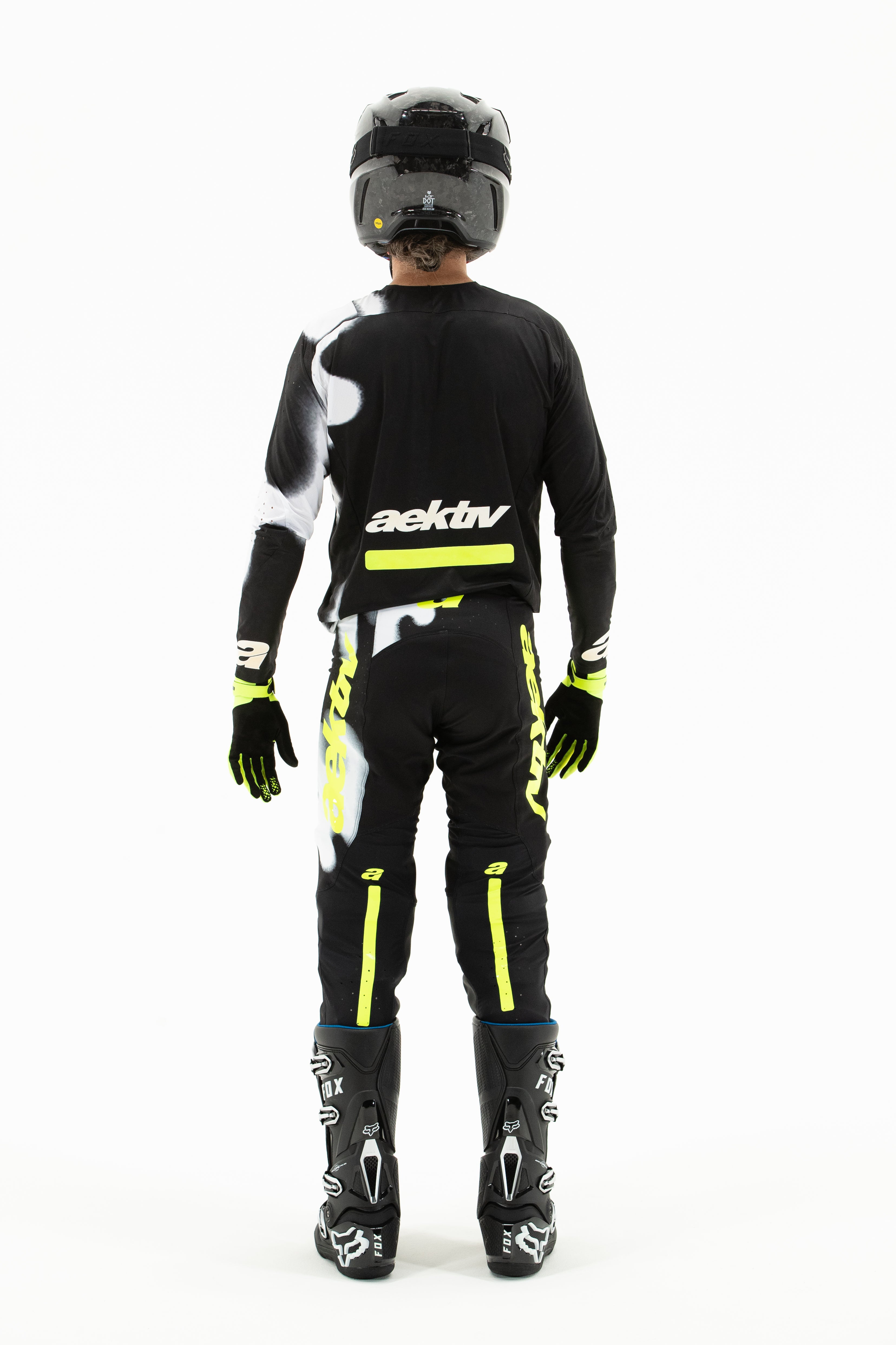 【HI FI FNK】Mate City Pants 2025.1 Black Friday LE Pants – Aektiv