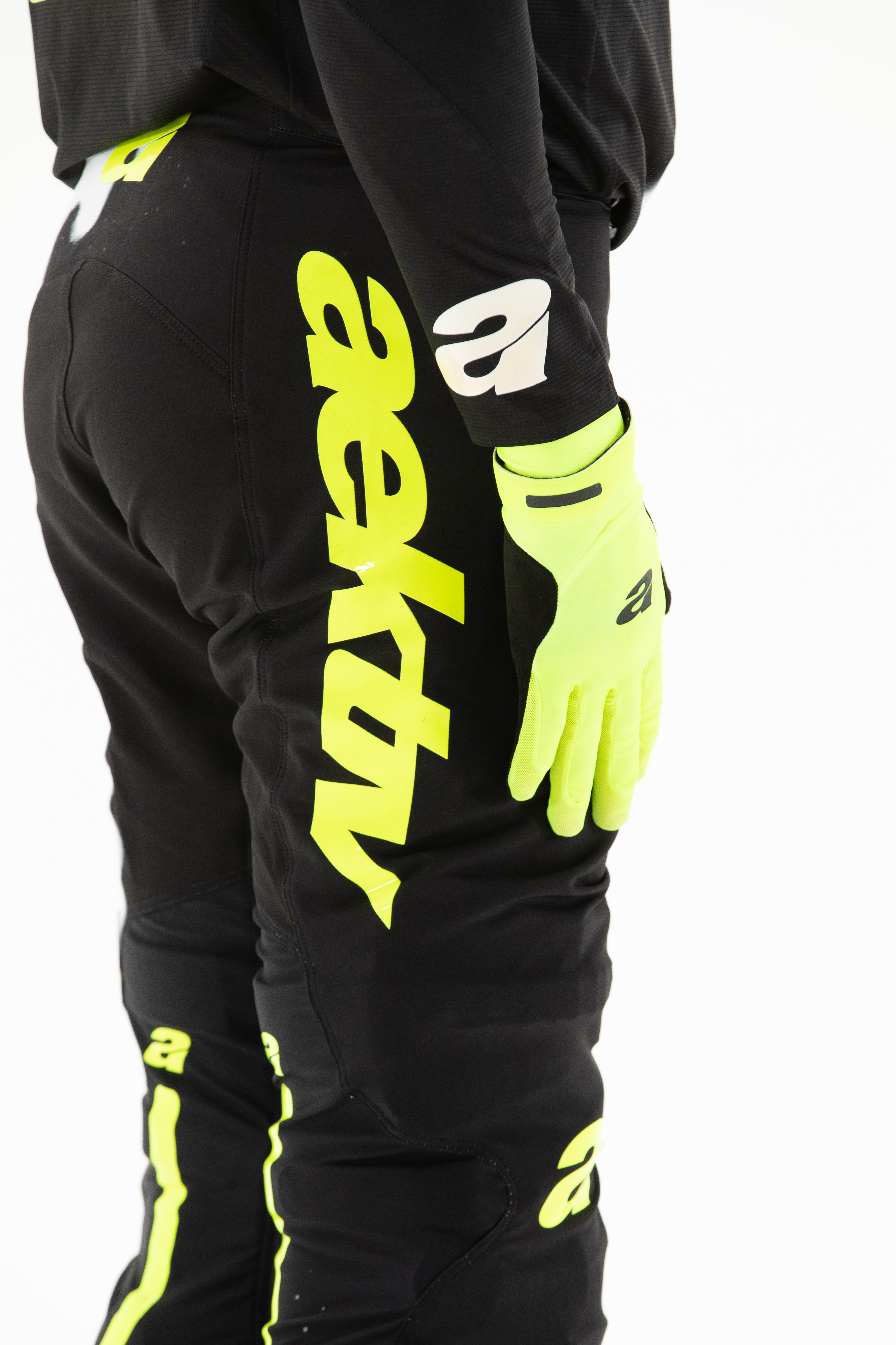 2025.1 Black Friday LE Pants – Aektiv 2025.1 Black Friday LE Pants – Aektiv