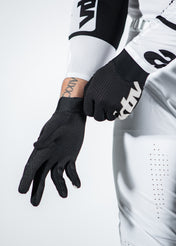 NOVA Black / White Gloves