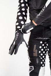 Anaheim 1 LE Gloves