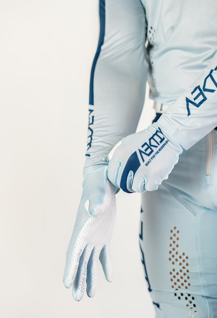 Aligné Drift Blue Gloves